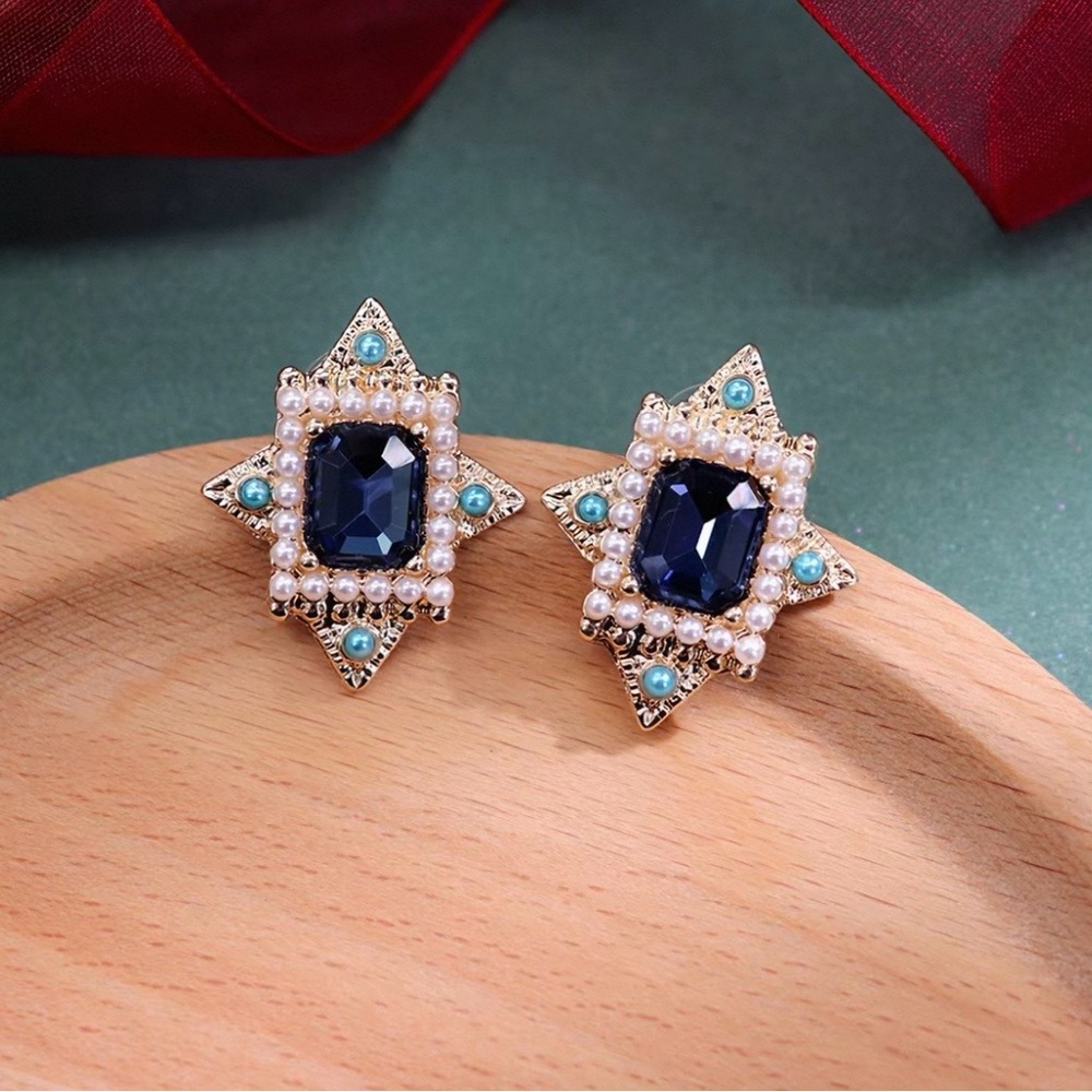 Vintage Sapphire Blue Crystal & Pearl Starburst Stud Earrings